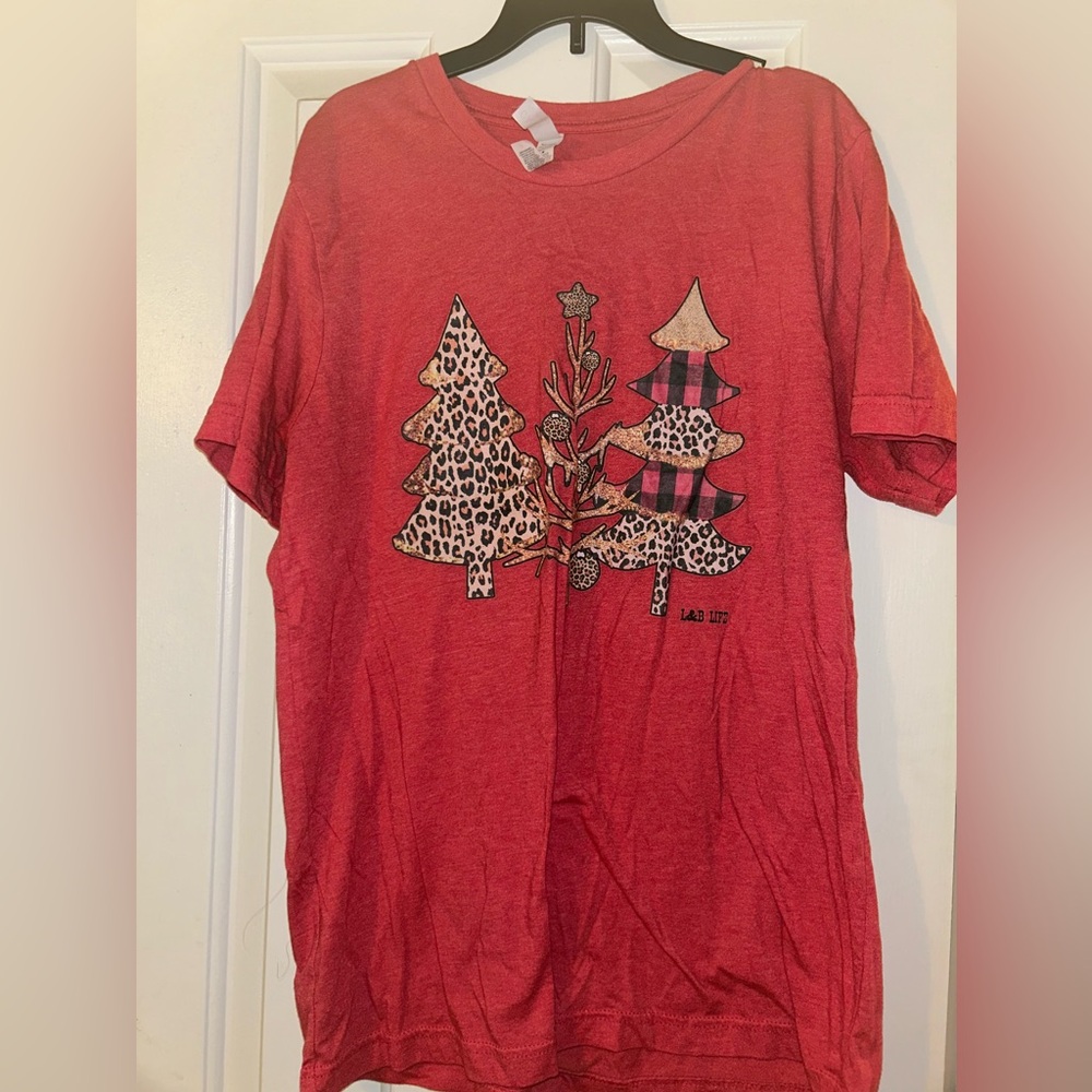 Leopard Christmas T-shirt M/L
